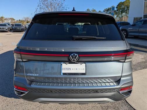 2026 Volkswagen Taos SE