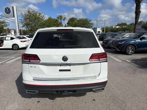2023 Volkswagen Atlas 3.6L SE w/Technology