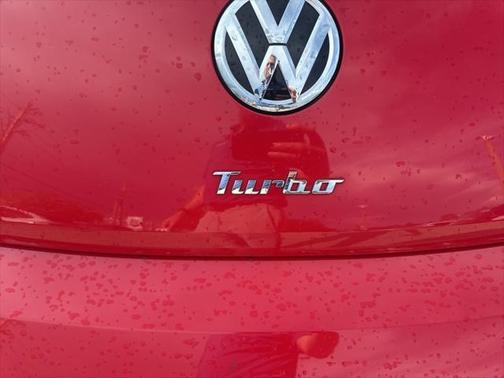 2019 Volkswagen Beetle 2.0T SE