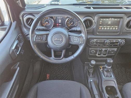 2022 Jeep Gladiator Sport S