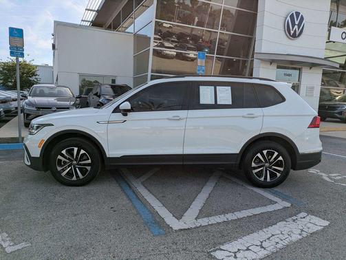 Pure White 2023 Volkswagen Tiguan 2.0T S