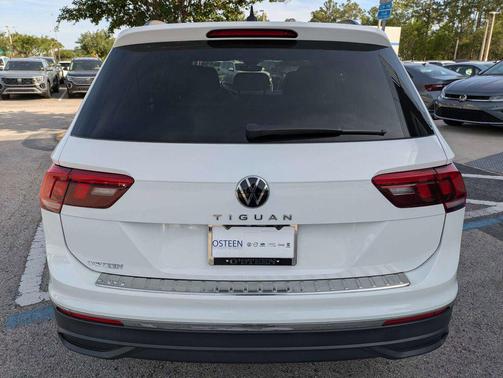 Pure White 2023 Volkswagen Tiguan 2.0T S