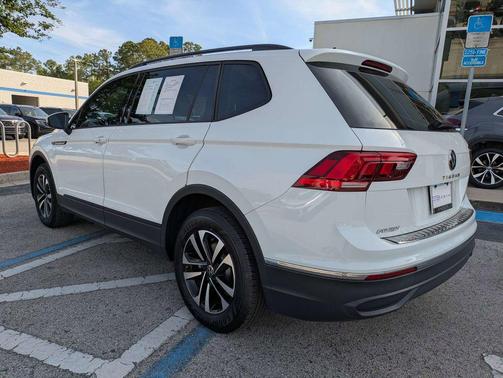Pure White 2023 Volkswagen Tiguan 2.0T S