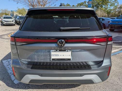 2026 Volkswagen Tiguan 2.0T SE