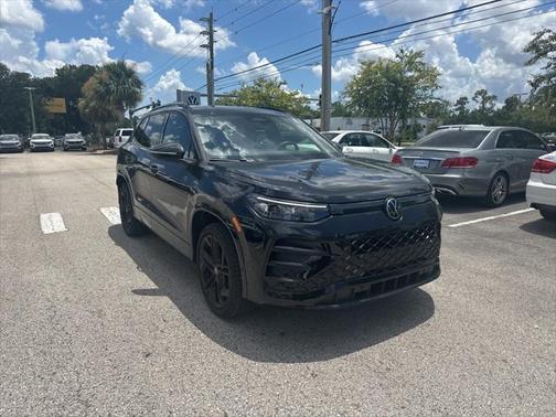 2025 Volkswagen Tiguan 2.0T SE R-Line Black 4MOTION