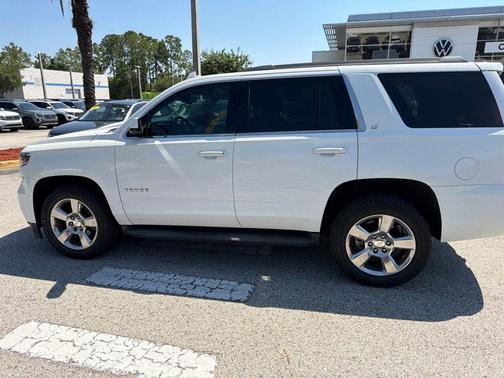 Summit White 2017 Chevrolet Tahoe LT