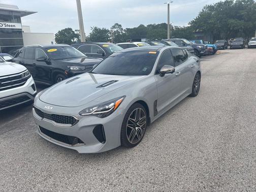 Ceramic Silver 2023 Kia Stinger GT2