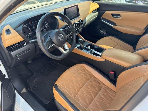 Aspen White Tricoat 2020 Nissan Sentra SV