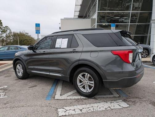 Magnetic Metallic 2020 Ford Explorer XLT