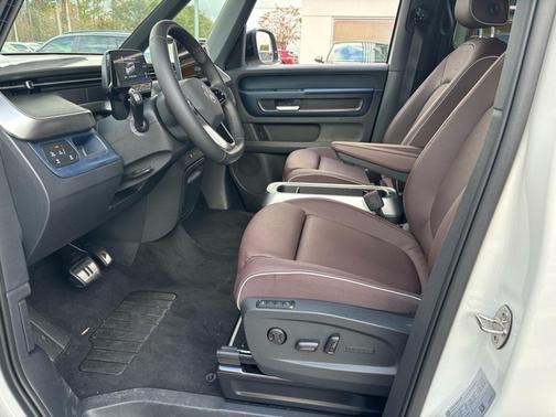 2025 Volkswagen ID. Buzz Pro S