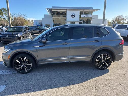 2023 Volkswagen Tiguan 2.0T SEL R-Line 4MOTION