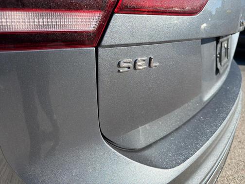 2023 Volkswagen Tiguan 2.0T SEL R-Line 4MOTION