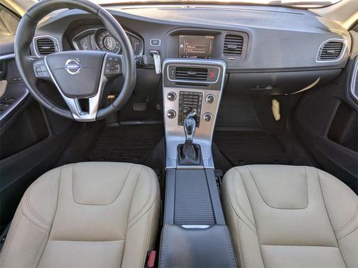 2018 Volvo S60 T5 Dynamic