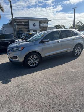 2021 Ford Edge Titanium