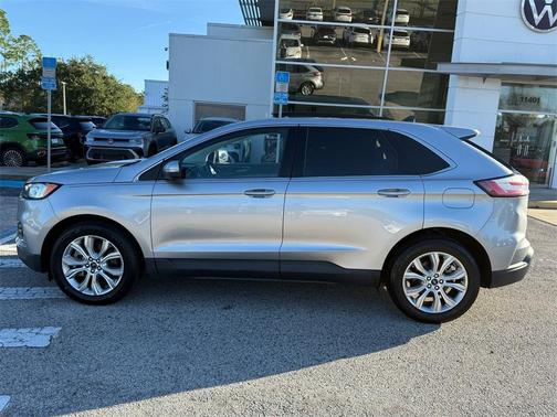 2021 Ford Edge Titanium