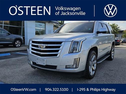 2018 Cadillac Escalade Luxury