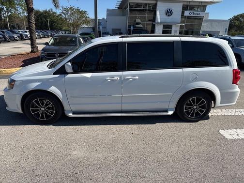 2017 Dodge Grand Caravan GT