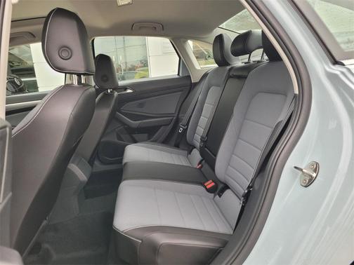 2026 Volkswagen Jetta 1.4T SE