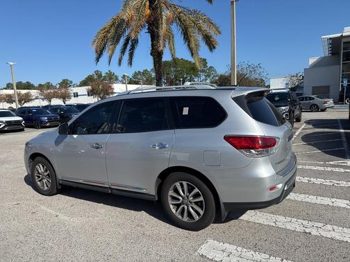 2015 Nissan Pathfinder SL