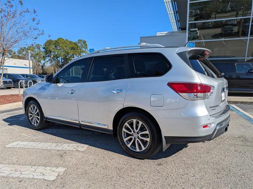 2015 Nissan Pathfinder SL