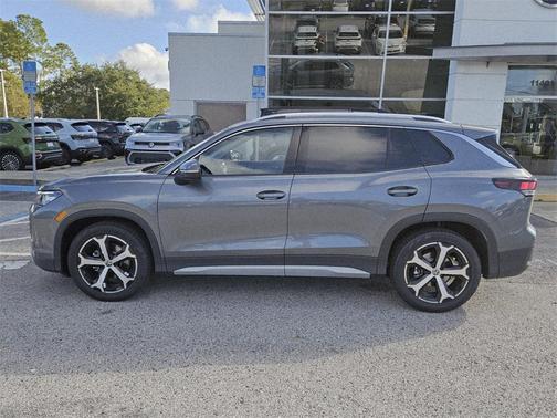 2025 Volkswagen Tiguan 2.0T SE