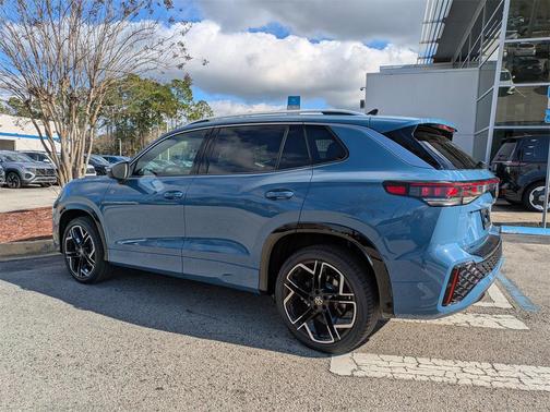 2026 Volkswagen Tiguan 2.0T SEL R-Line 4MOTION