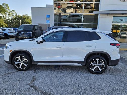 2025 Volkswagen Tiguan 2.0T SE 4MOTION