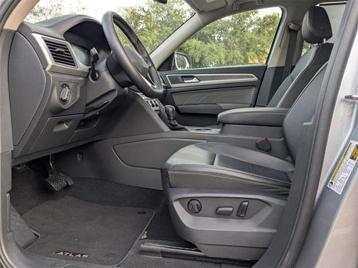 2023 Volkswagen Atlas 2.0T SE