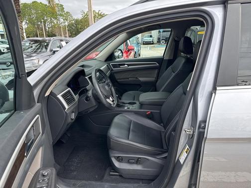 2023 Volkswagen Atlas 2.0T SE