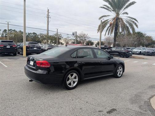 2015 Volkswagen Passat 1.8T Auto S