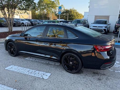 2025 Volkswagen Jetta 1.5T SE