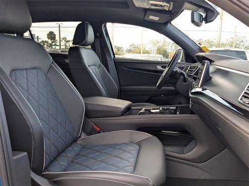 2026 Volkswagen Atlas Cross Sport 2.0T SEL Premium