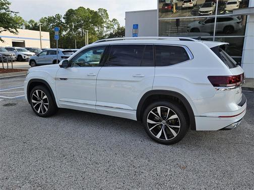 2026 Volkswagen Atlas 2.0T SEL Premium R-Line 4MOTION