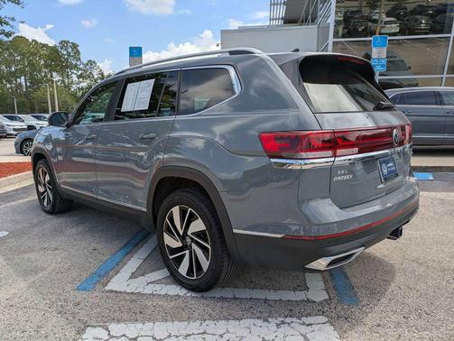 Gray 2025 Volkswagen Atlas 2.0T SEL
