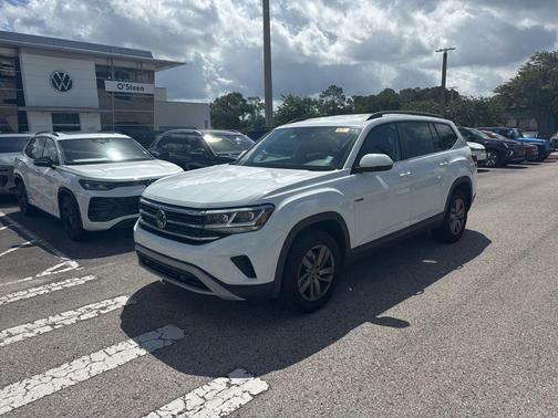 Pure White 2021 Volkswagen Atlas 2.0T S