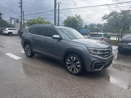 2022 Volkswagen Atlas 3.6L SEL Premium