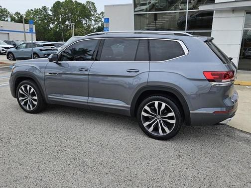 2022 Volkswagen Atlas 3.6L SEL Premium