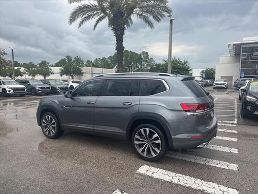 2022 Volkswagen Atlas 3.6L SEL Premium