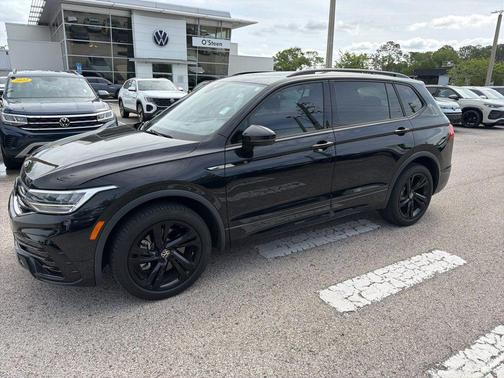 2024 Volkswagen Tiguan 2.0T SE R-Line Black