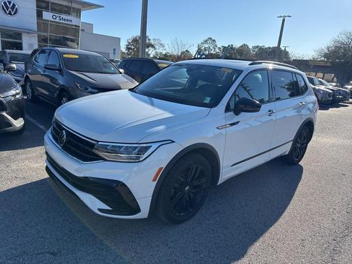 2022 Volkswagen Tiguan 2.0T SE R-Line Black