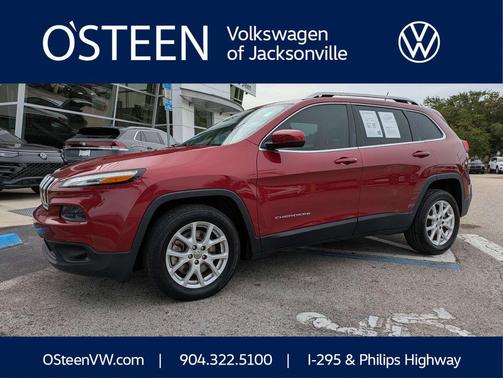 Deep Cherry Red Crystal Pearlcoat 2015 Jeep Cherokee Latitude