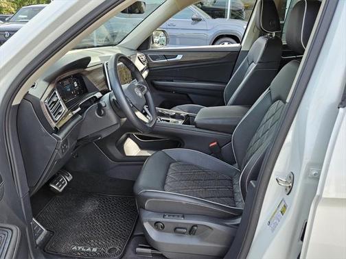 2024 Volkswagen Atlas 2.0T SEL Premium R-Line 4MOTION