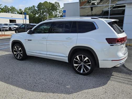 2024 Volkswagen Atlas 2.0T SEL Premium R-Line 4MOTION