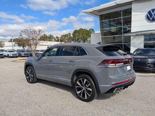 2026 Volkswagen Atlas Cross Sport 2.0T SEL Premium