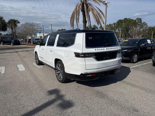 2024 Jeep Grand Wagoneer L Series III 4x4