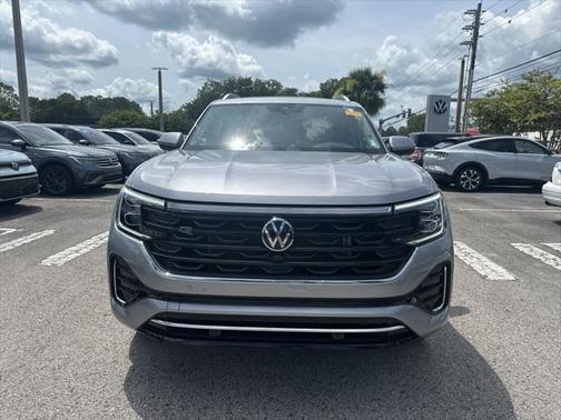 2024 Volkswagen Atlas 2.0T SEL Premium R-Line 4MOTION