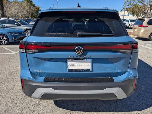 2026 Volkswagen Tiguan 2.0T SE