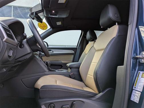 2021 Volkswagen Atlas Cross Sport 3.6L V6 SE w/Technology