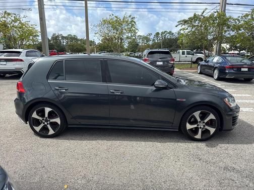 2017 Volkswagen Golf GTI 2.0T S 4-Door