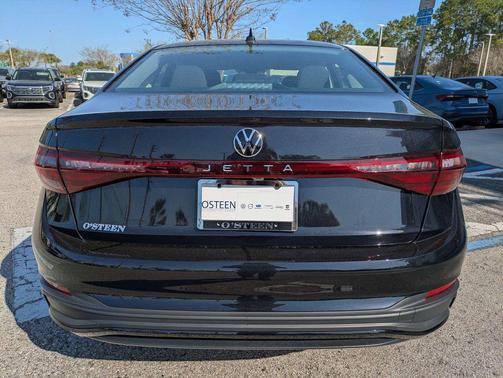 Deep Black Pearl 2026 Volkswagen Jetta 1.4T S